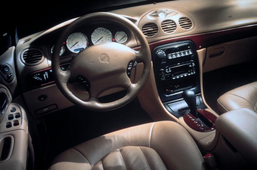  Chrysler LHS 1999 года  (фото 11 из 18)